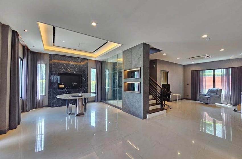 House with Shared Pool in Chaengwattana (near Nichada Thani) 